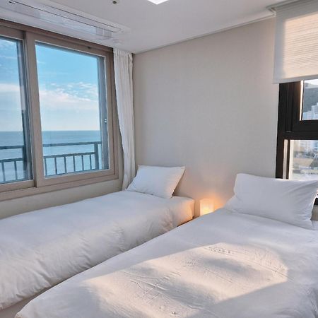 The First Ocean Songjeong Otel Busan Dış mekan fotoğraf