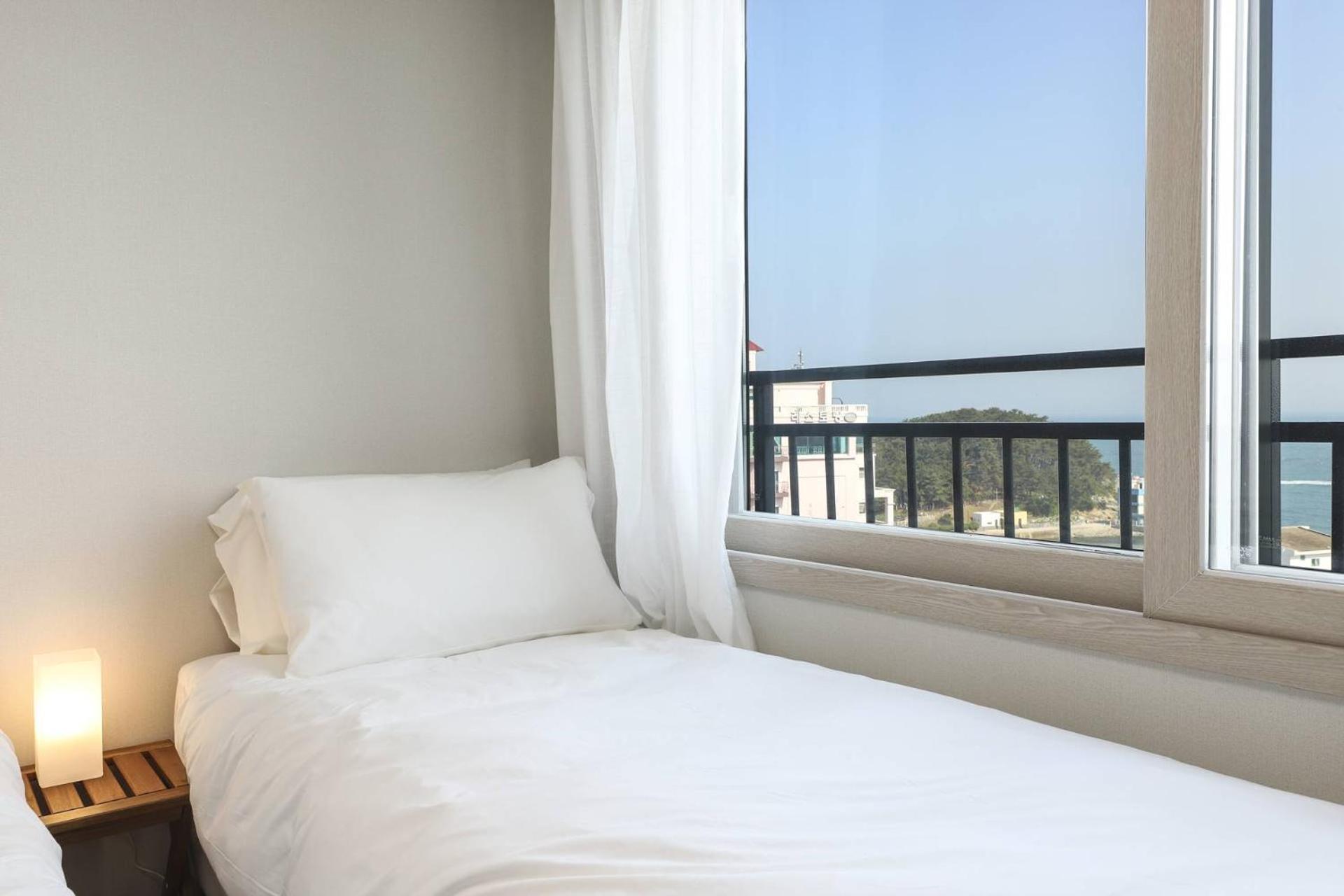 The First Ocean Songjeong Otel Busan Dış mekan fotoğraf