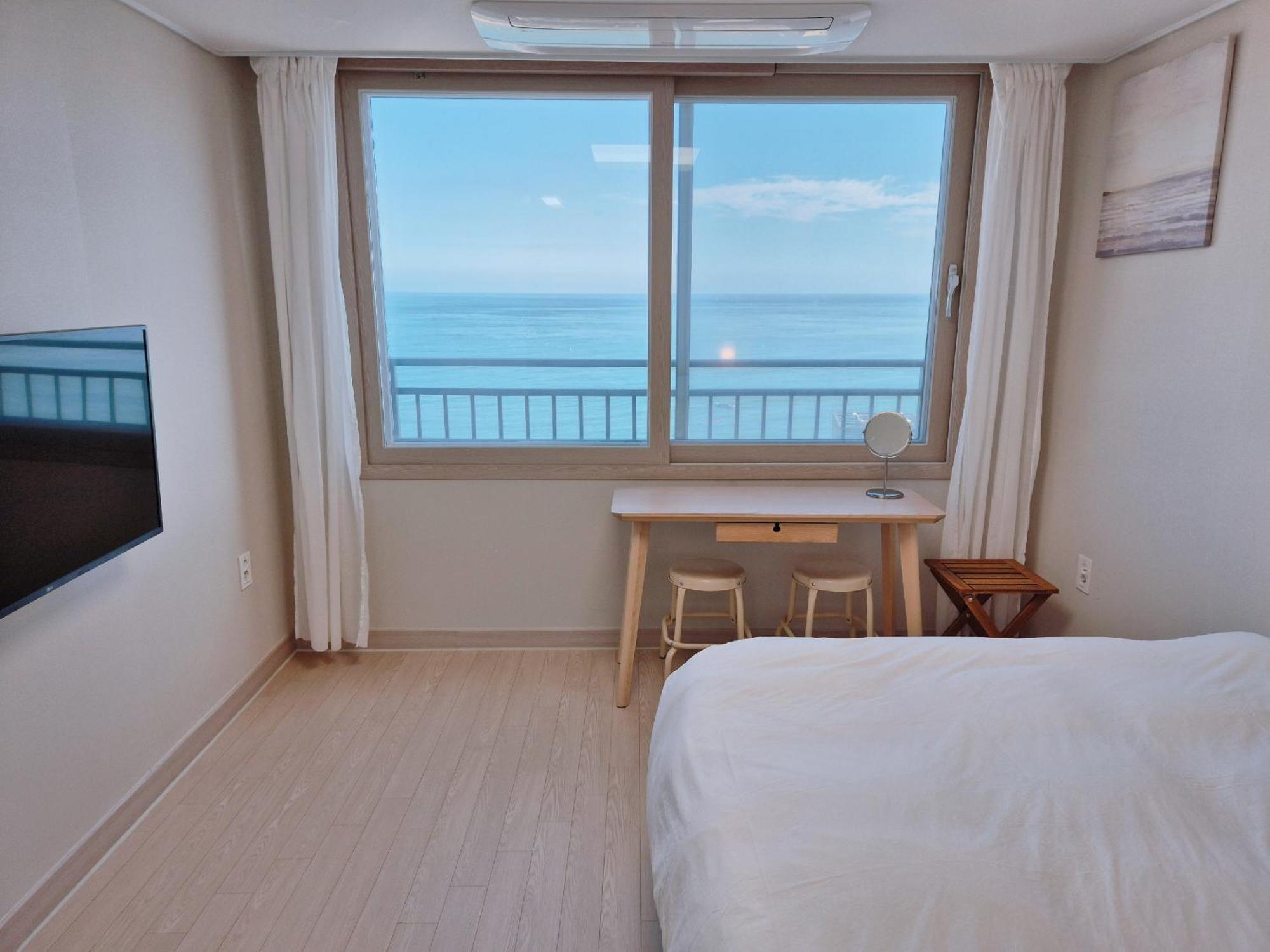 The First Ocean Songjeong Otel Busan Dış mekan fotoğraf
