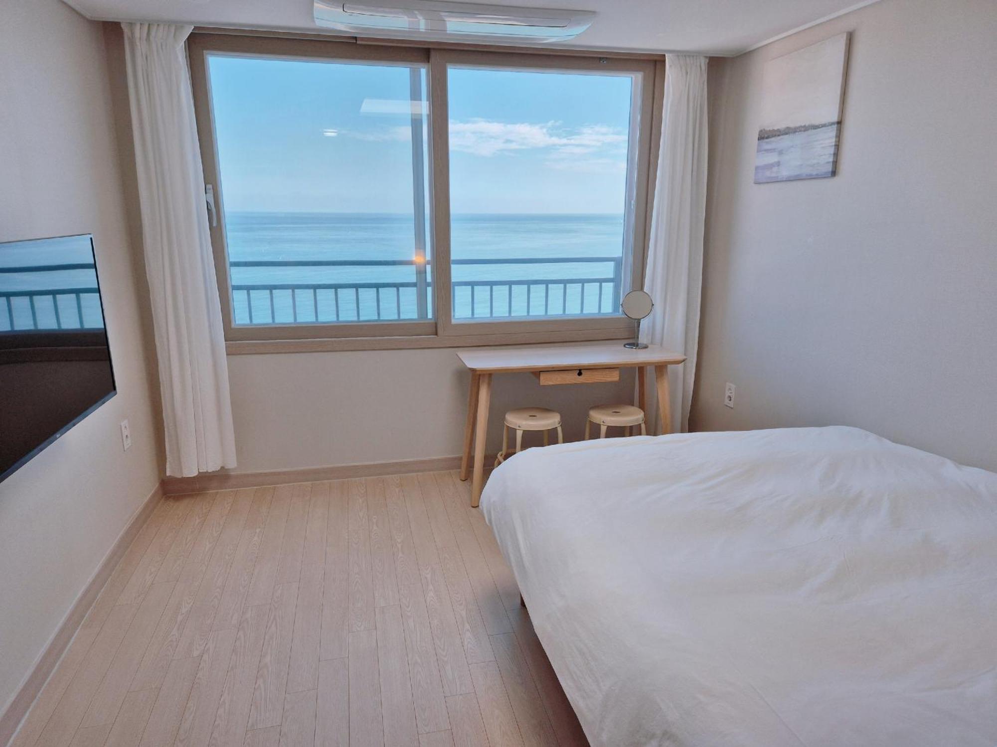 The First Ocean Songjeong Otel Busan Dış mekan fotoğraf