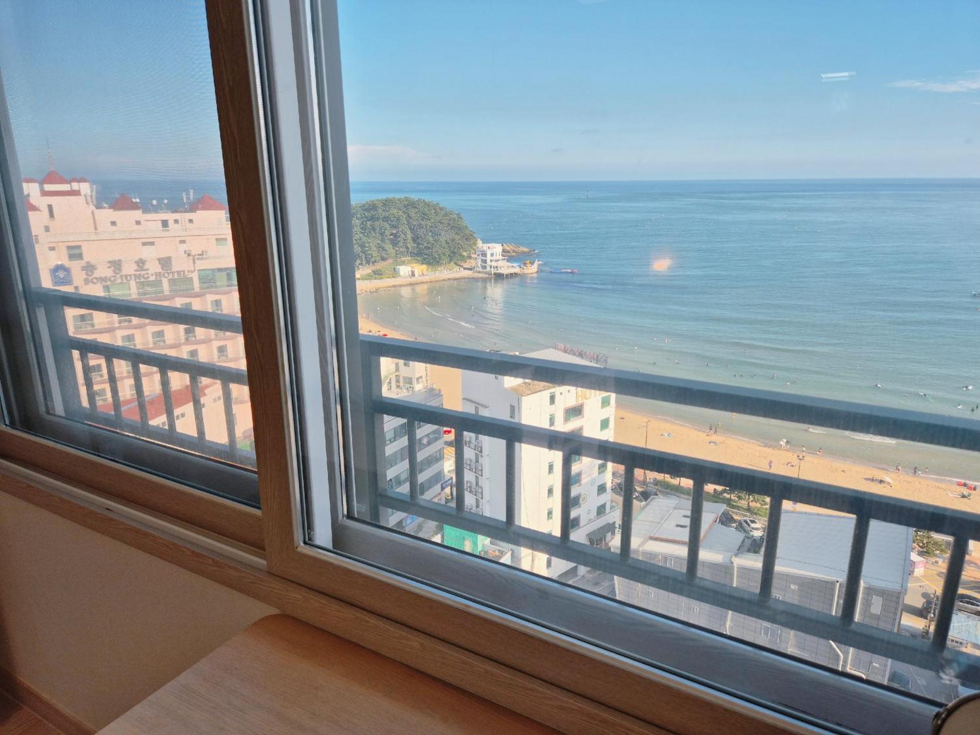 The First Ocean Songjeong Otel Busan Dış mekan fotoğraf
