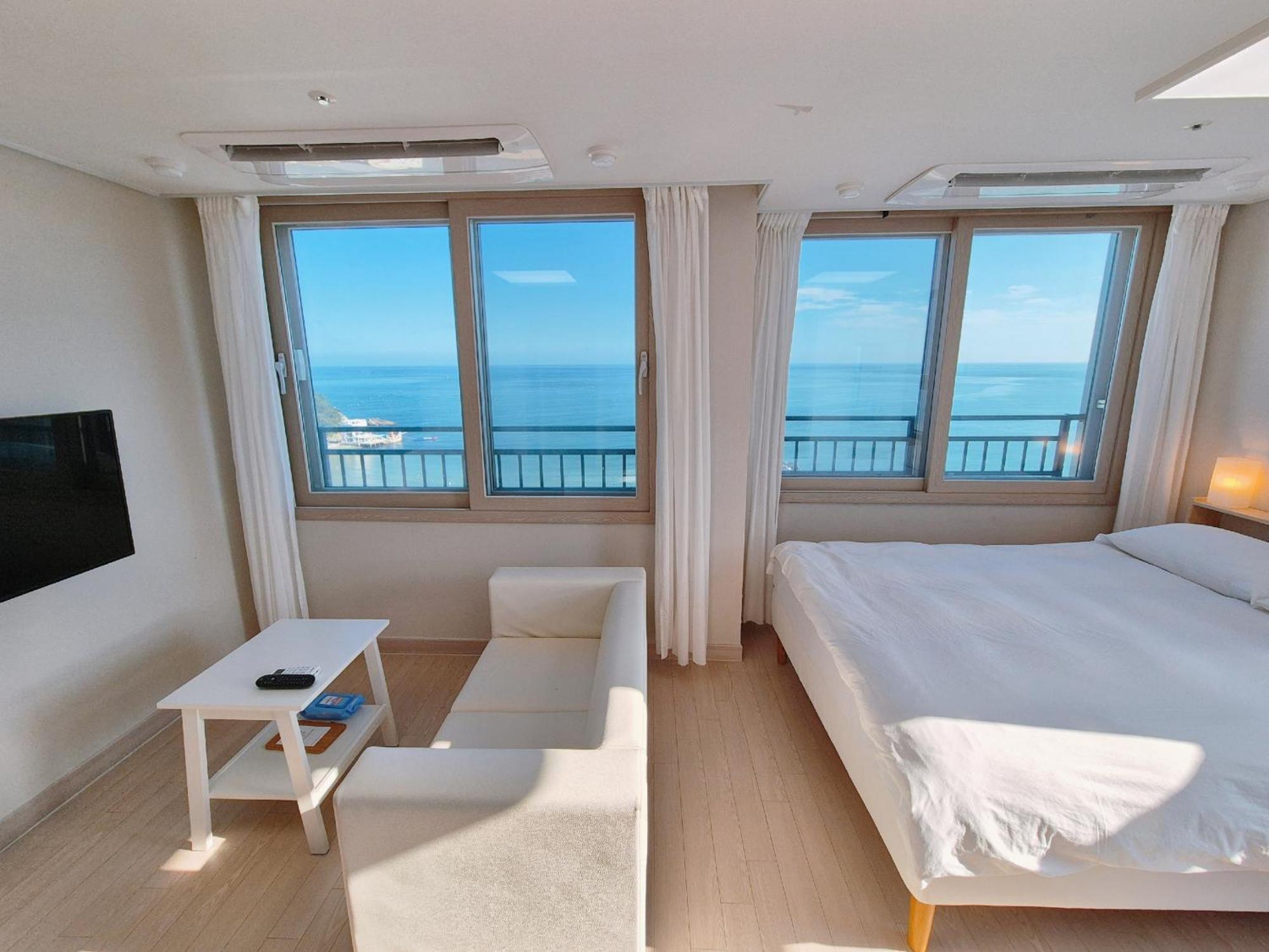 The First Ocean Songjeong Otel Busan Dış mekan fotoğraf